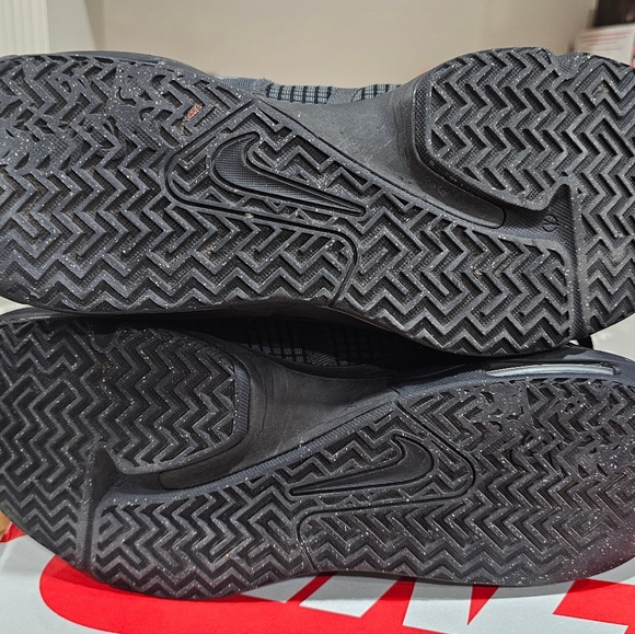 Nike LeBron Witness 7 Sneakers Men size 13 - Picture 6 of 7